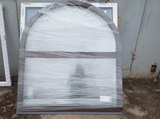 Окно ПВХ Veka двухстворчатое 1350x1490 мм глухое арочное ламинация темный дуб